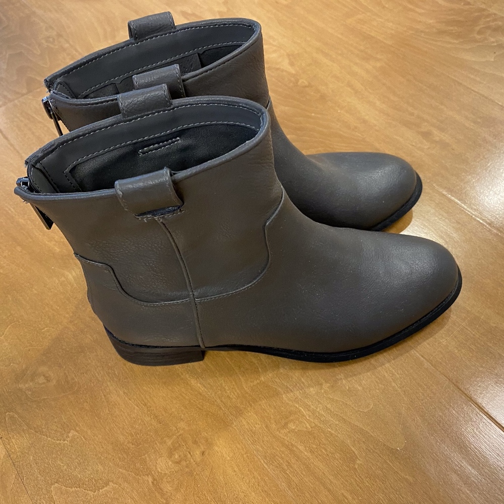 Nine West (Brand New) Gray Ankle Boots